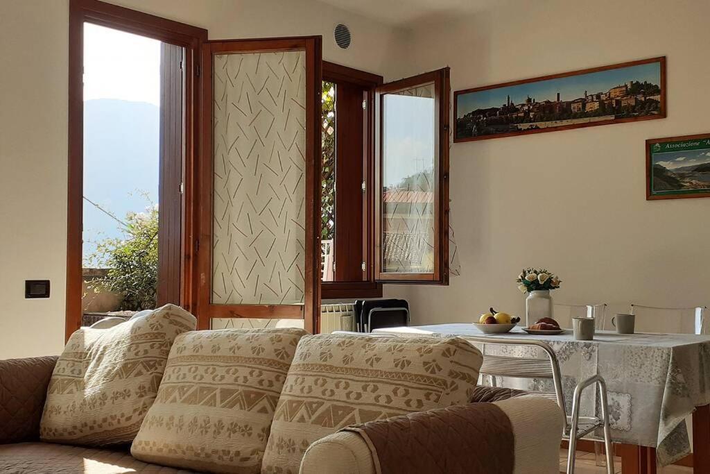 Feel At Home - Casa Loredana Lovere Exterior photo